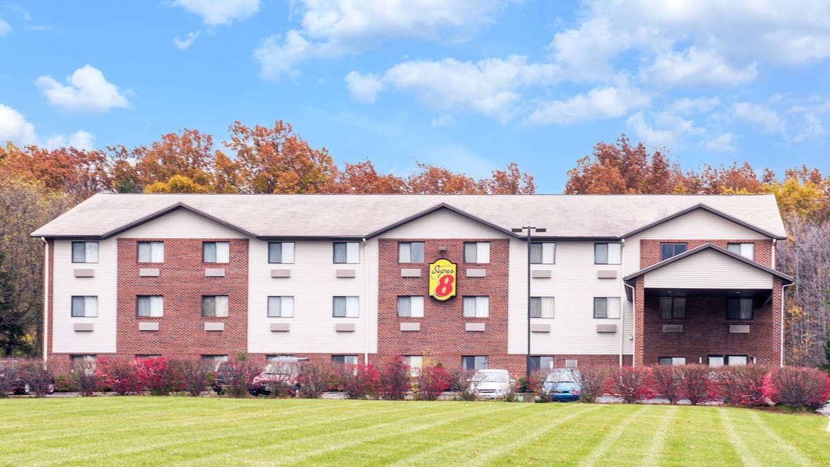 Richfield Hotel | Super 8 by Wyndham Richfield/Cleveland