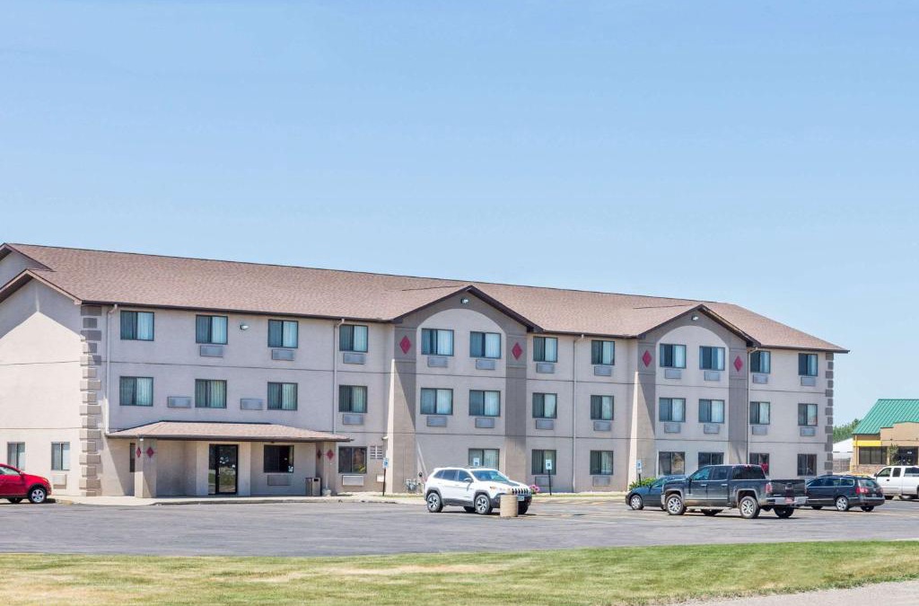 Sioux City Hotel | Super 8 by Wyndham Sioux City South