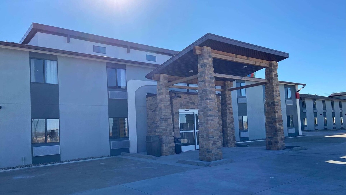 York Hotel | Super 8 by Wyndham York NE