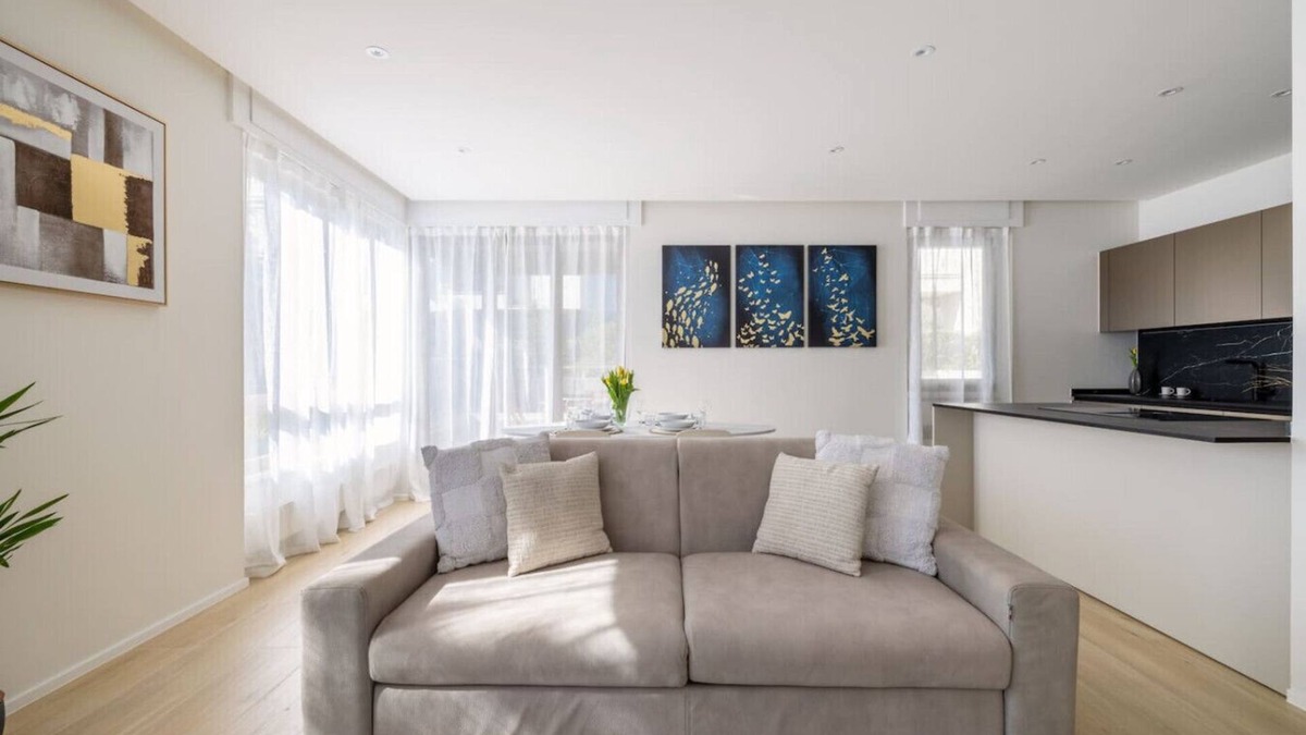 Lugano Apartment | Super Central | Spacious & Quiet Family Flat