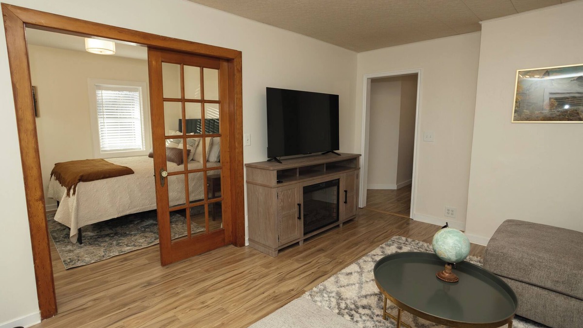 Richfield House | Super clean and Charming 3-bedroom house with WiFi, AC in Richfield