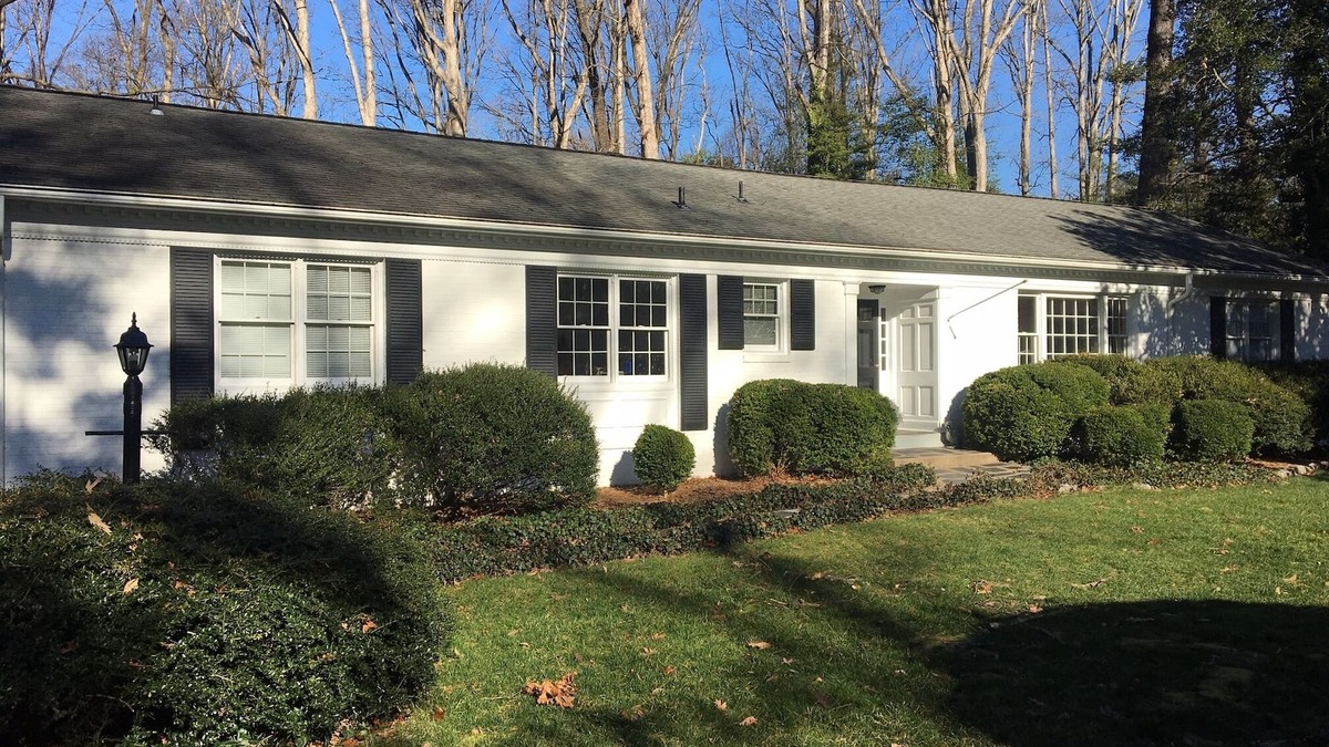 North Chesterfield House | Super Clean luxury flat near the James River in park-like setting.