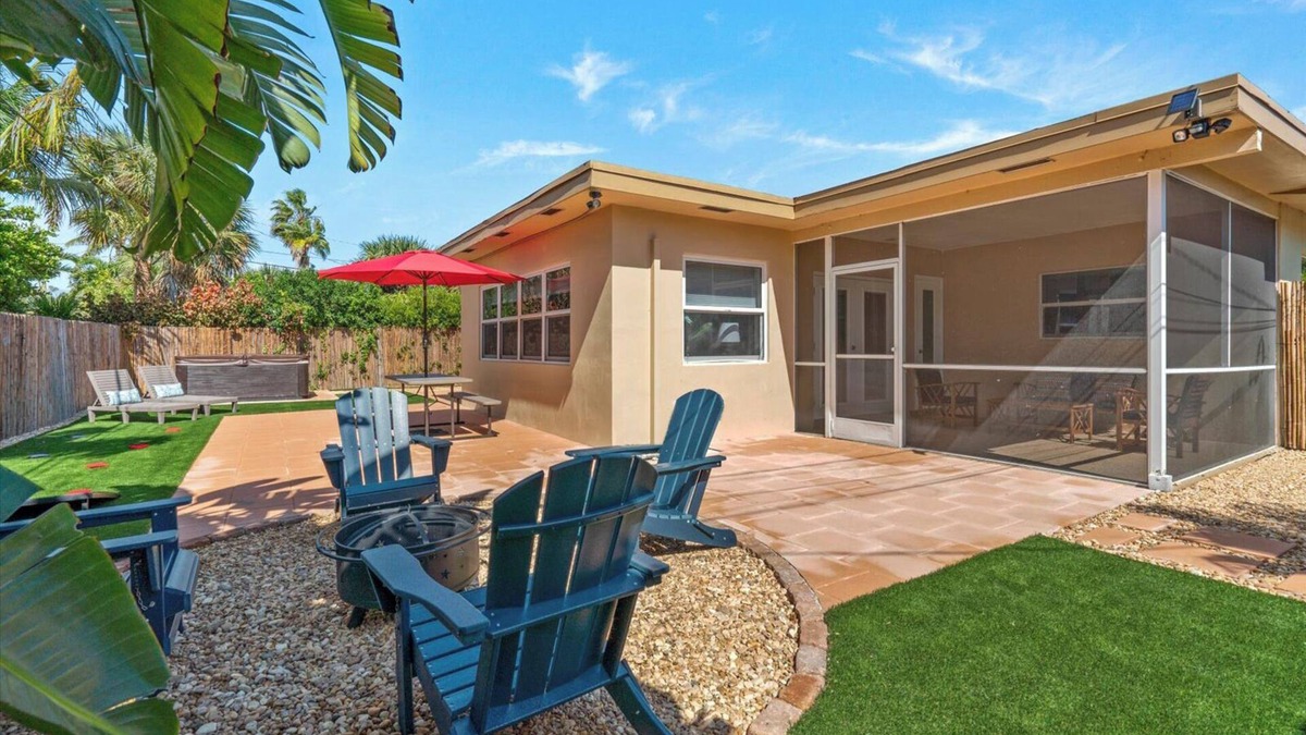 South Corals House | Super Clean Private House with Jacuzzi Near Ft. Lauderdale Beach