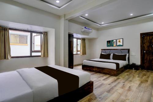 Shirdi Hotel | Super Collection O Shri Sai Baba Temple Formerly Hotel Maitreya