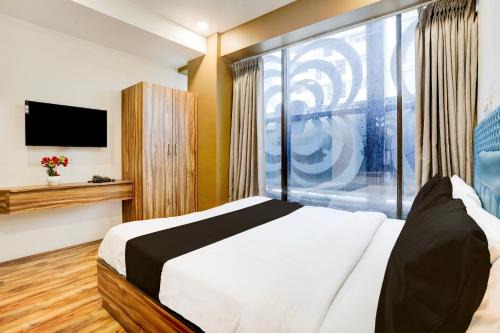 Surat Hotel | Super Collection O Vesu Surat Formerly Hotel Signature