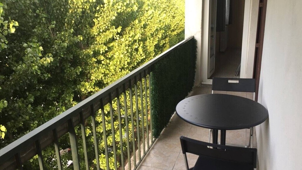 Lemasson Apartment | Super comfy apartment close comedy