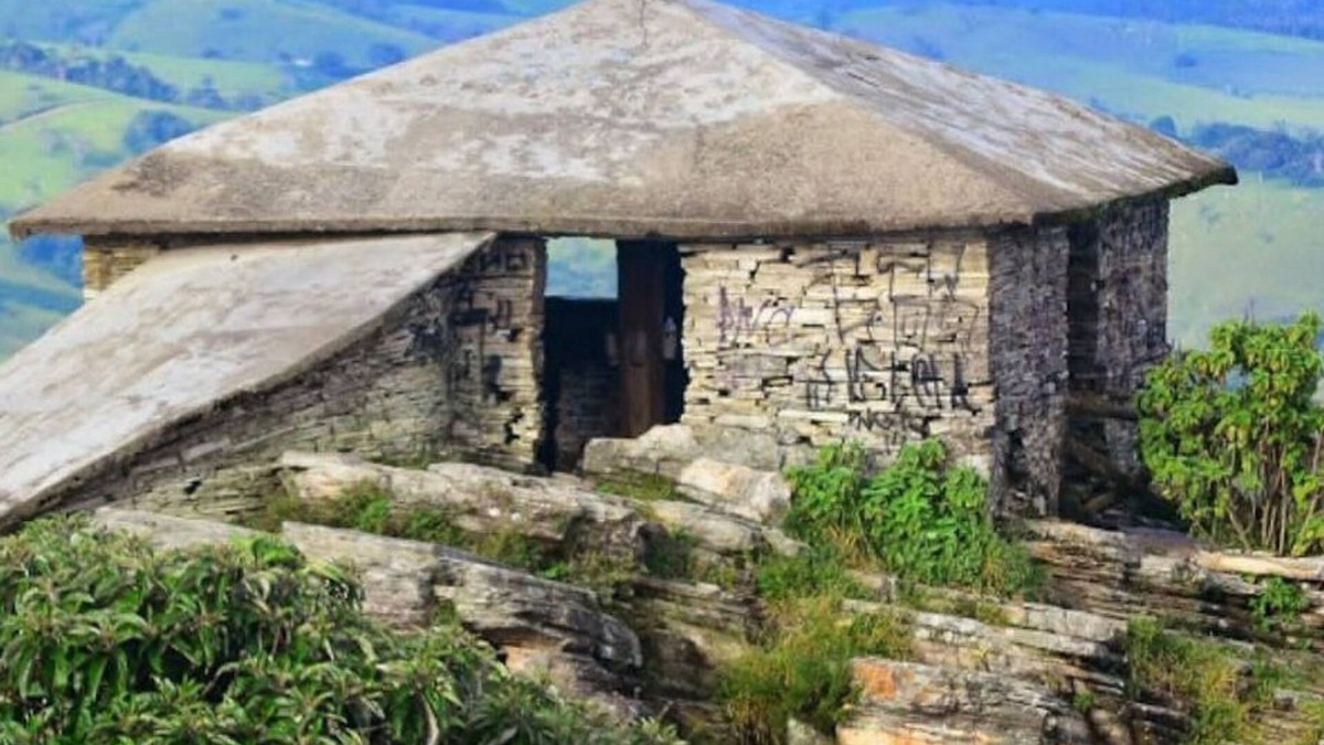 Sao Thome das Letras Ski Chalet | Super cozy kitnet in the center, garage, barbecue