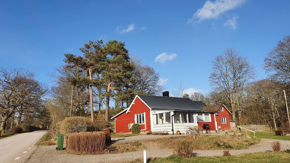Vargon Cottage | Super cozy cottage with large garden and lake view