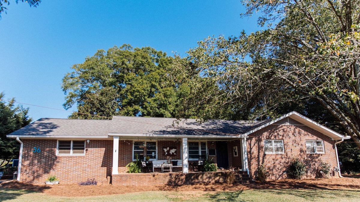 Watkinsville House | Super Cute Game Day House in Downtown Watkinsville