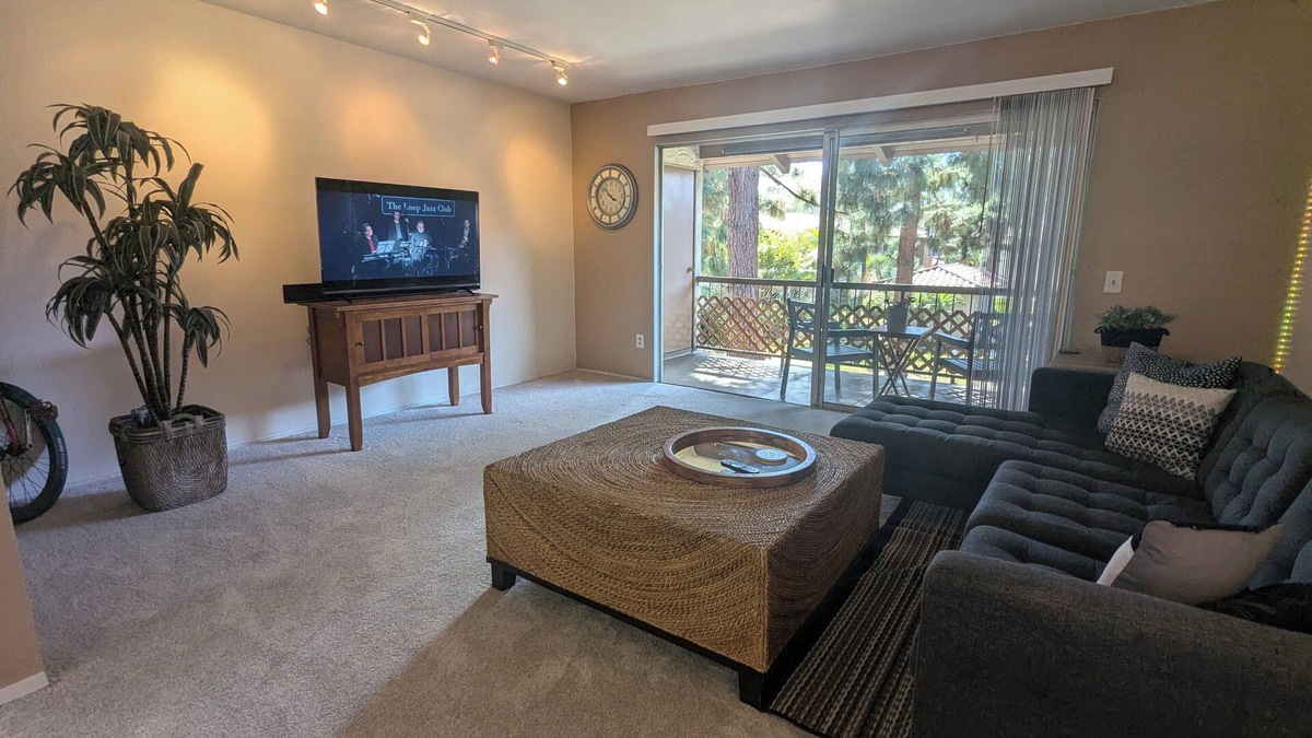 Grantville Condo | Super Fun! 2 Bed 2 Ba +Mission Bells, Pools & Pickleball oh yeah! Wow kitchen!