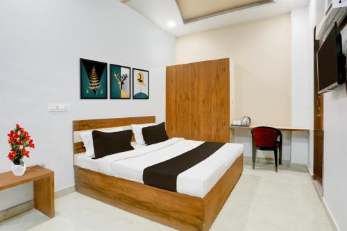 Bareilly Hotel | Super Hotel O Bareilly Near Satellite Bus Stand