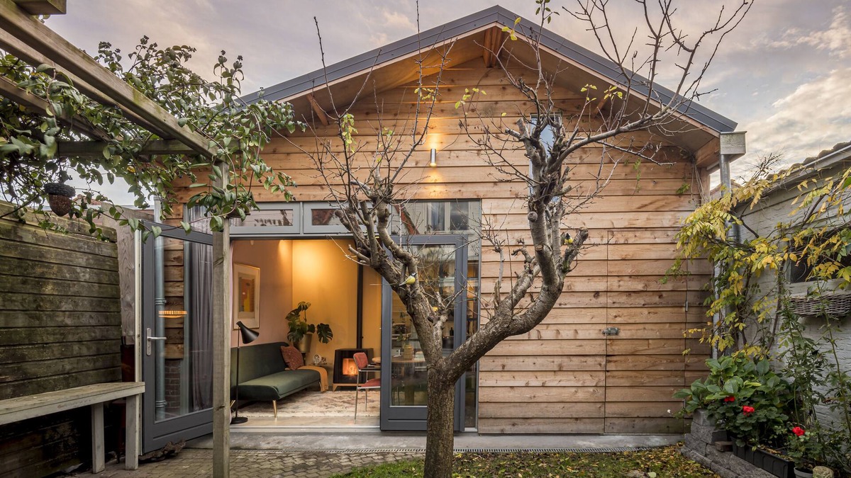 Alkmaar Ski Chalet | Super location, quiet place, yet in the middle of the bustling center of Alkmaar