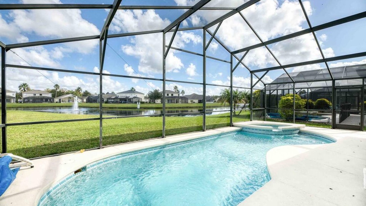 Cumbrian Lakes House | Super Lush- Foam Beds W Pool Games