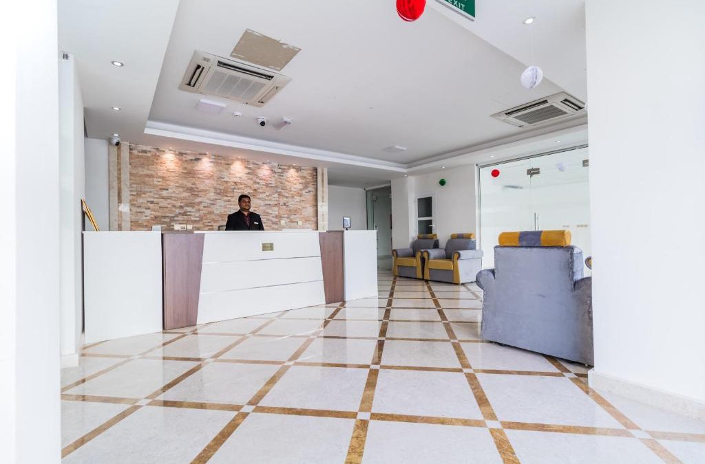Seeb Hotel | Super OYO 106 Muscat Grand Hotel Apartment