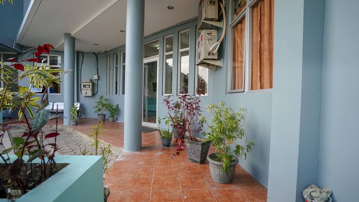 Pangkalpinang House | Super OYO 1844 Bravo Residence