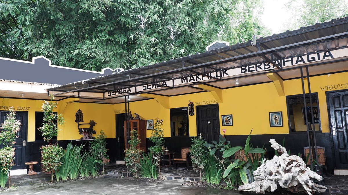 Mendut Hotel | Super OYO 598 Udan Mas Guesthouse& Gallery