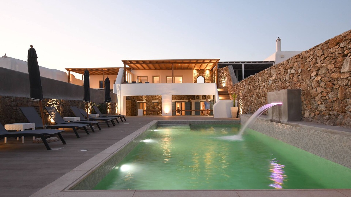 Plintri Villa | Super Paradise Luxury Villa, Private pool, free daily maid service