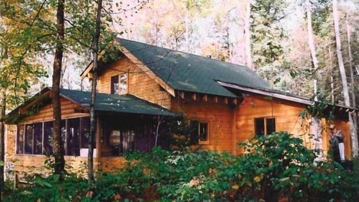 New Post Cabin | Super Private.Amazing Lake Views.Log Cabin Solitude!