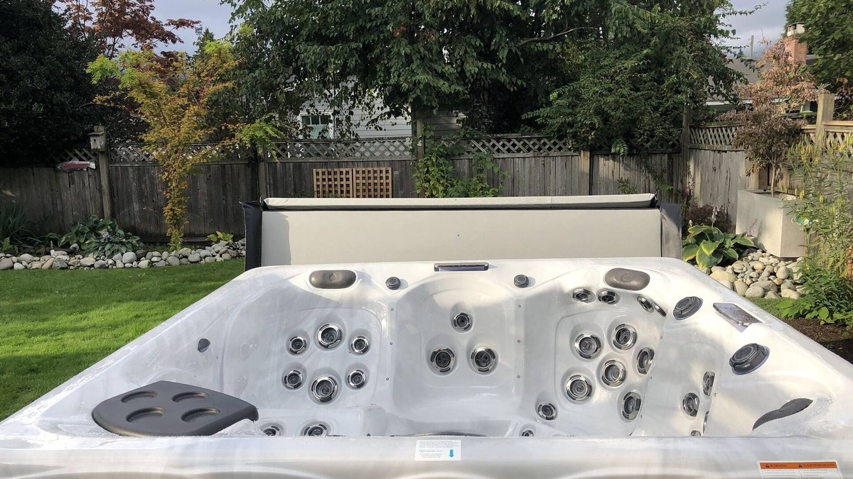 District of North Vancouver House | Super private self contained 1 bedroom, 1 bathroom minutes to downtown Vancouver