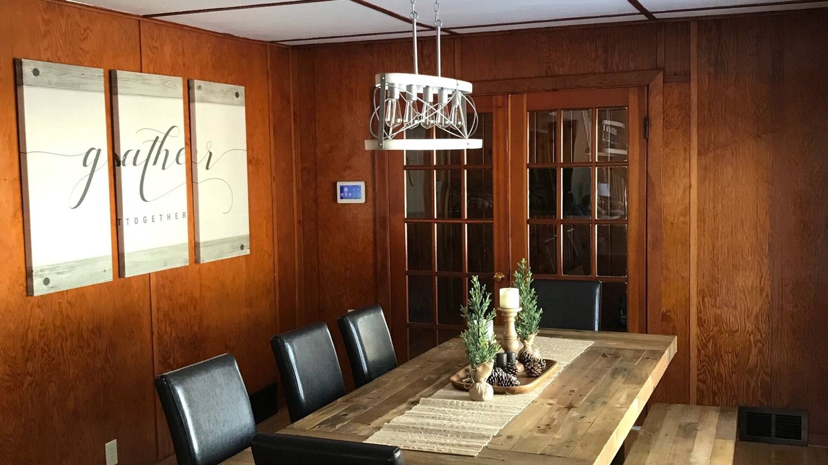 Richmond House | Super Spacious Lakehome