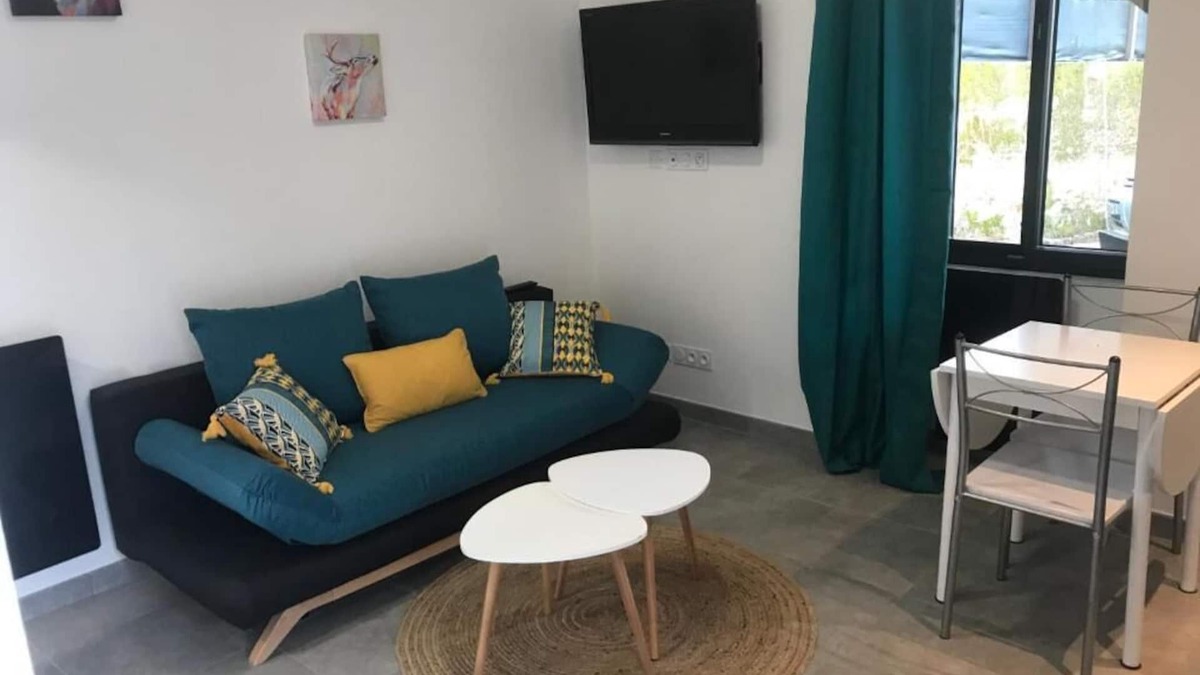 Figeac Apartment | Super Studio Refait à Neuf Avec Terrasse +jardin