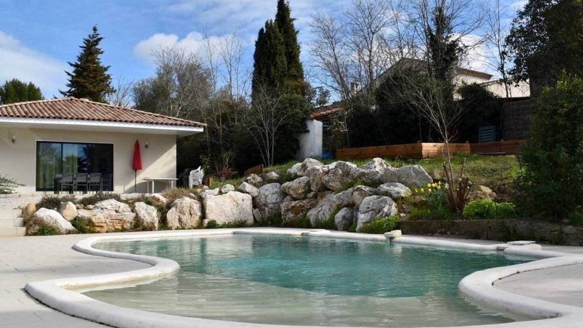 Guzargues Villa | Super stylish modern villa with pool, 20 minutes from Montpellier