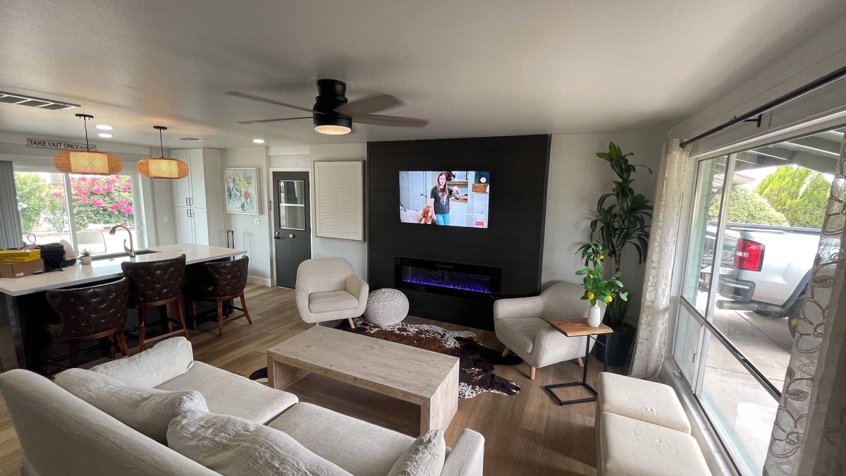 Sun City House | Super Sweet Brand New Remodel in the Best location A Must See. Pet Friendly