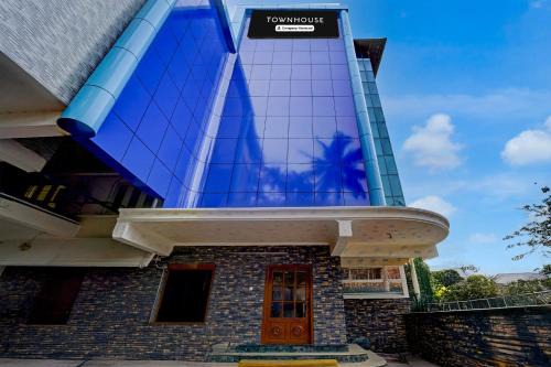 Thiruvananthapuram Hotel | Super Townhouse Green Field Stadium Karyavattom