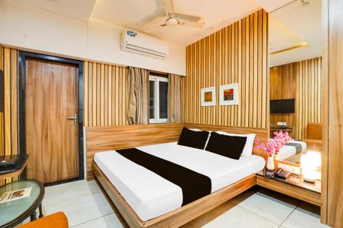 Kota Hotel | Super Townhouse Jhalawar Road Gumanpura Formerly Rockland