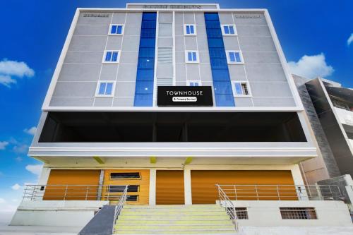 Hyderabad Hotel | Super Townhouse LB Nagar Metro Station