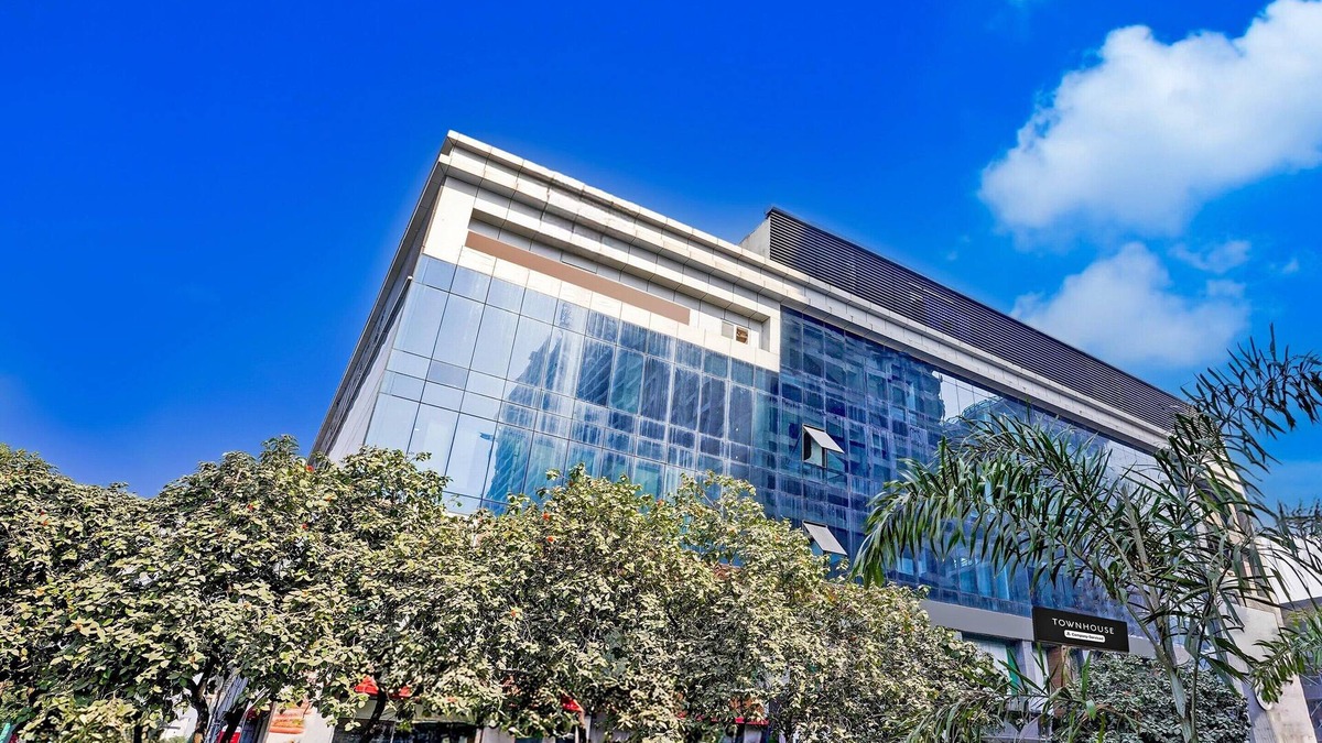 Vashi House | Super Townhouse PBG Mall Vashi