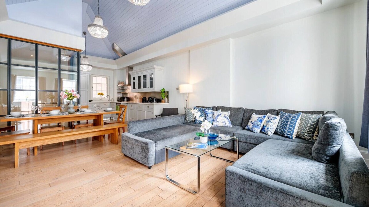 London City Centre Apartment | Superb 2 bedroom Covent Garden