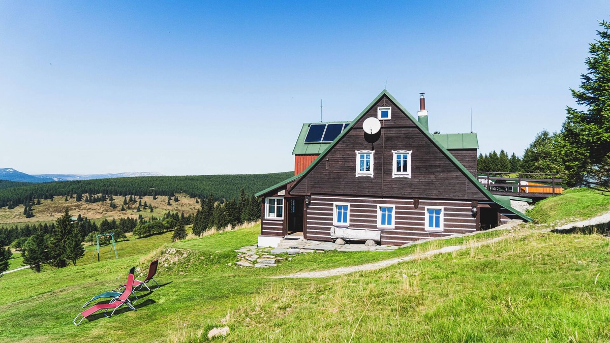 Strazne Ski Chalet | Superb 4-bedroom chalet in Strážné