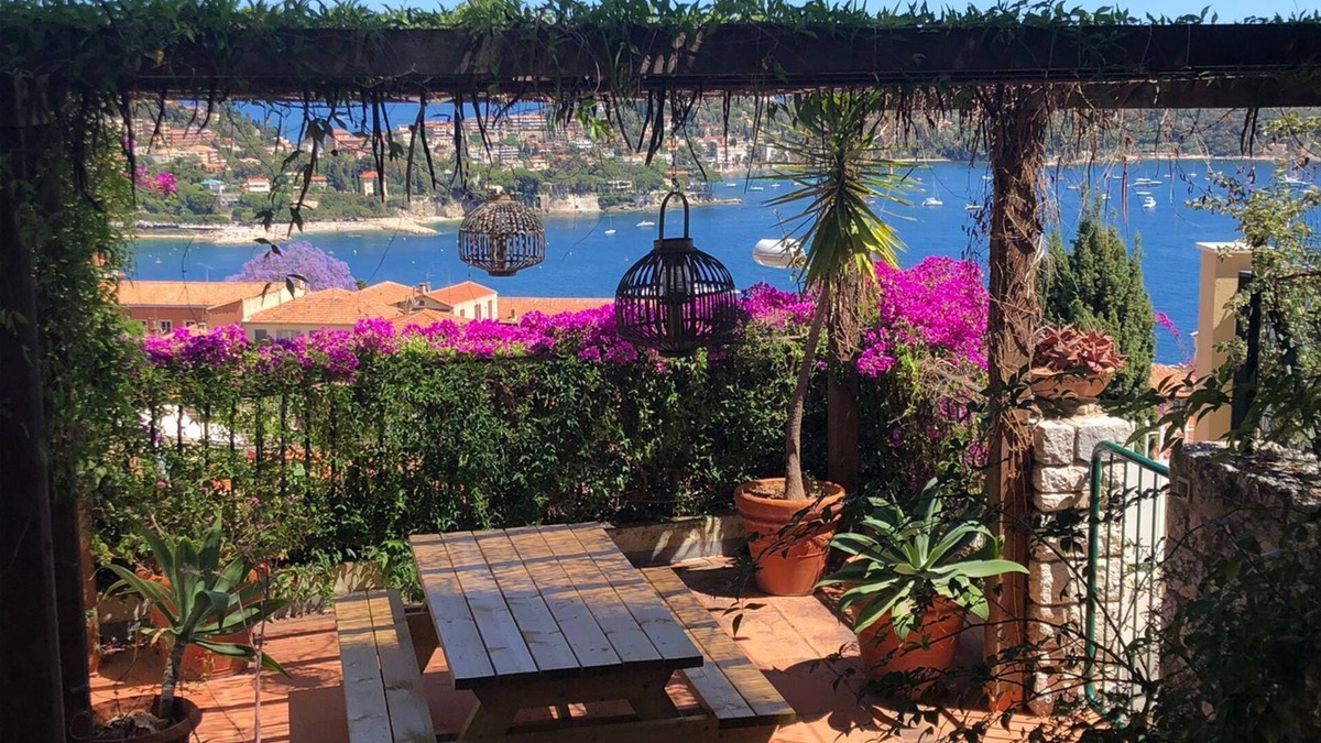 Villefranche-sur-Mer Apartment | Superb apartment with private garden
