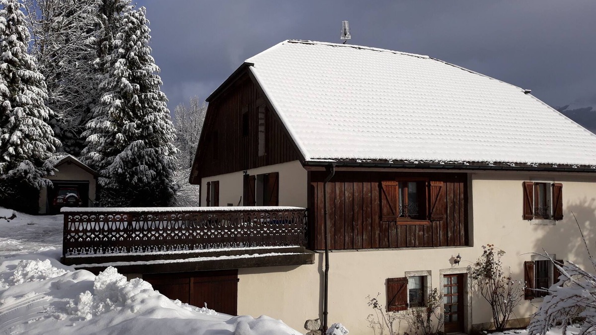 Saint-Jeoire Apartment | Superb apartment in a renovated mountain farm. Sleeps 4-6. Quiet surroundings.