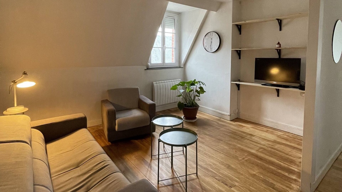 Gisors Apartment | Superb apartment in the historic center