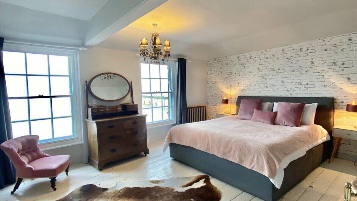 Deal Apartment | Superb Apartment with fantastic Sea Views