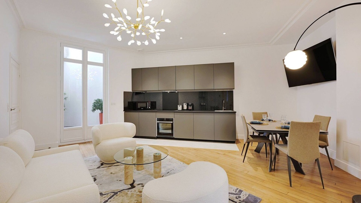 Porte-Dauphine Apartment | Superb apartment with terrace 2BR/4P Trocadero