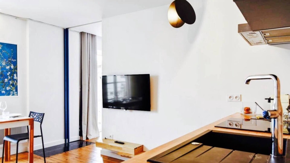 Carmes Apartment | Superb architect-designed apartment on Place du Capitole Breathtaking rooftop views