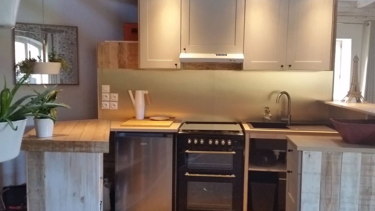 Larajasse House | Superb artist studio loft in a quiet old mill in the Monts du Lyonnais