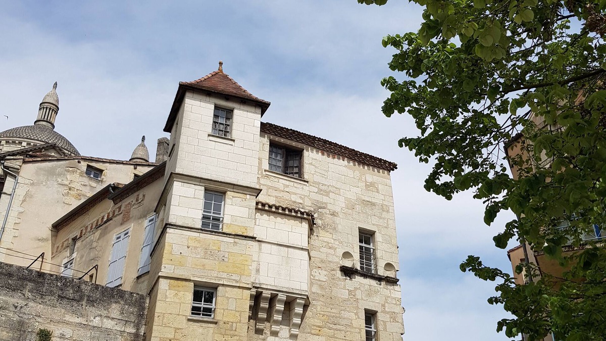Perigueux Apartment | Superb Charming Apartment in the heart of Perigueux