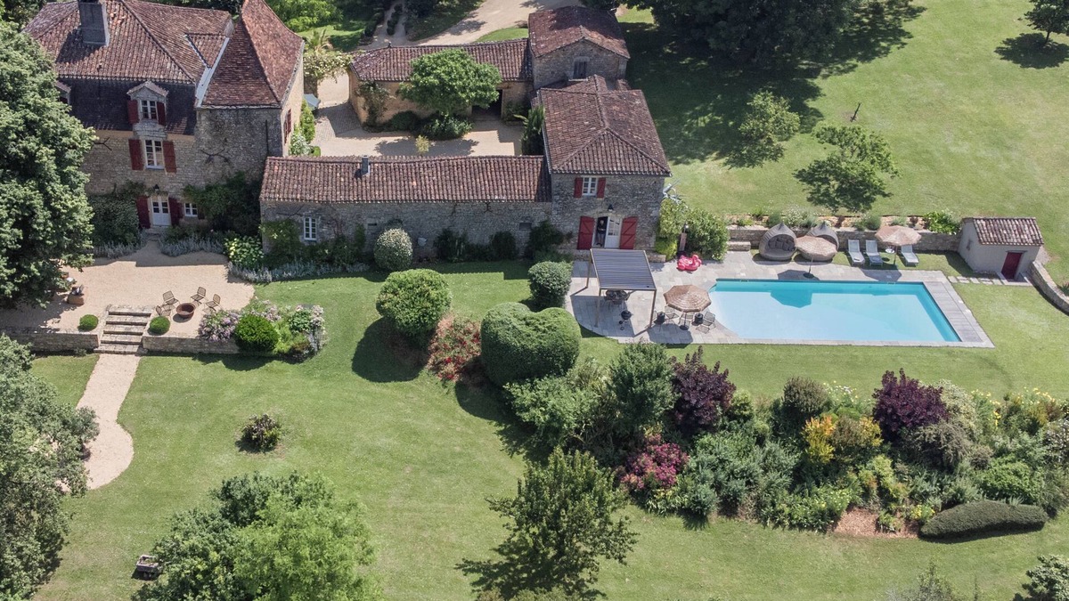 Soturac House | Superb country house with pool and lovely views