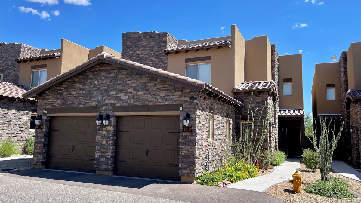 Village Vista House | Superb Downtown Cave Creek Location!