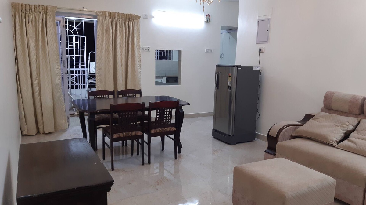 Sadras Apartment | Superb flat in heart of Chennai shopping district