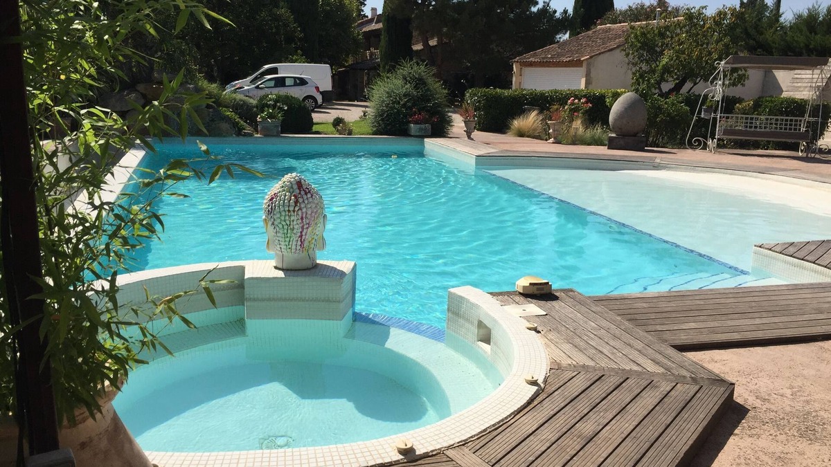 Orgon House | Superb Gîte with private pool and jacuzzi