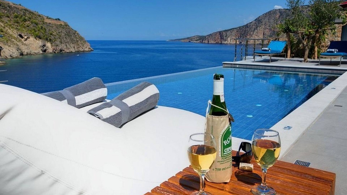 Frourion Villa | Superb Kefalonia Villa | Villa Allen | 1 Bedroom | Seafornt | Spectacular Sea.