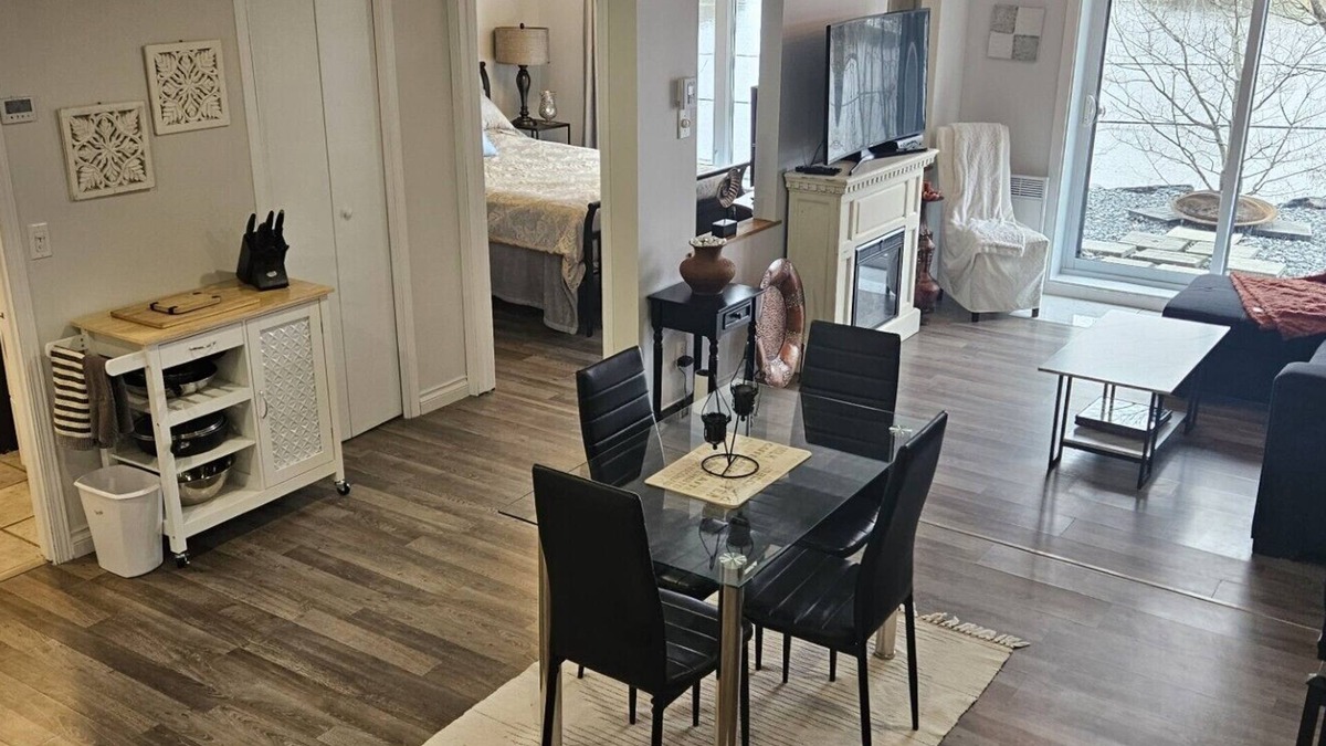 Sherbrooke Apartment | Superb Loft with panoramic view!