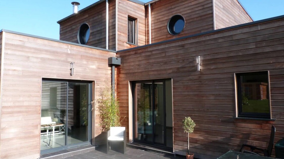 Lion-sur-Mer House | SUPERB NEW VILLA on the seafront within walking distance of the beach. Oasis of relaxation 🏖️
