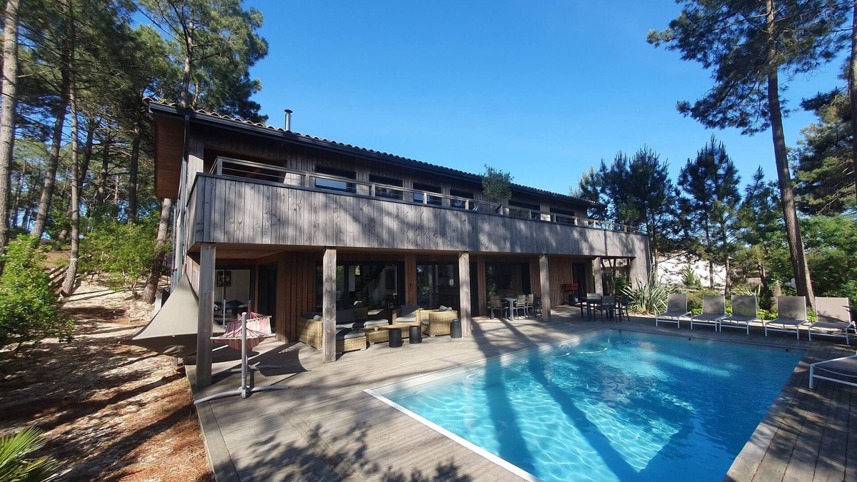 Lacanau-Ocean House | Superb quiet house, private heated pool, near ocean, lake and golf