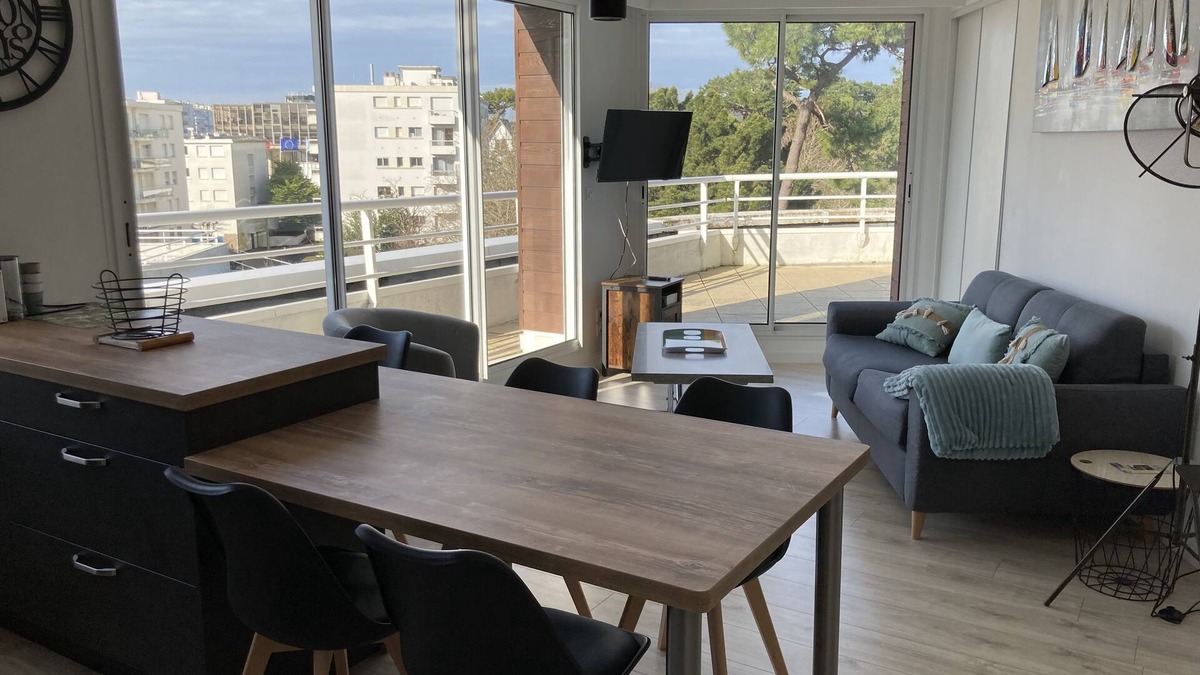 La Baule-Escoublac Apartment | SUPERB T3 LA BAULE 50 M FROM THE SEA